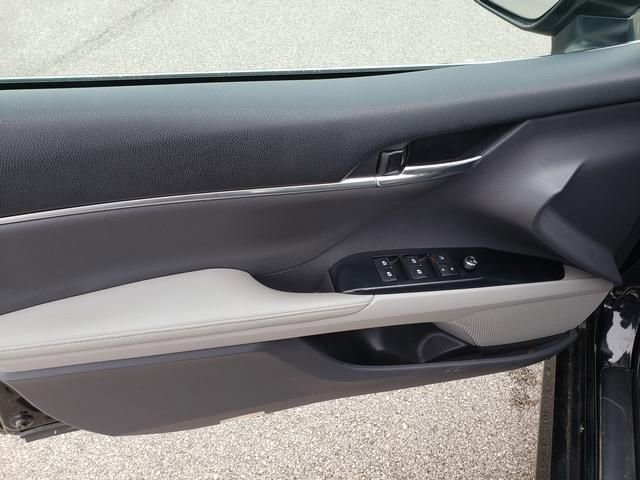 Used 2020 Toyota Camry XLE w/ Driver Assist Package image 10