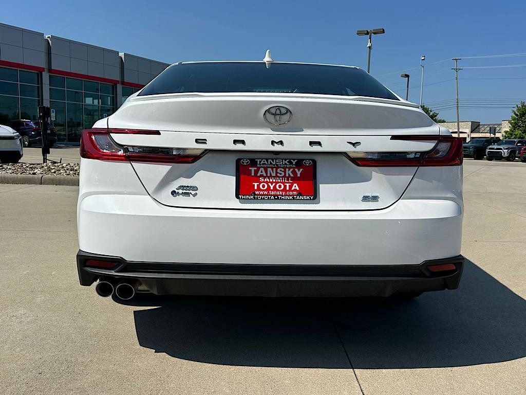 New 2026 Toyota Camry SE w/ Multimedia Upgrade Package AWD/4WD image 4