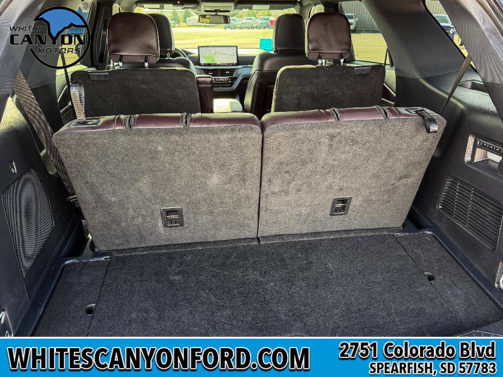 Used 2025 Ford Explorer Platinum w/ LUX Leather Package image 10