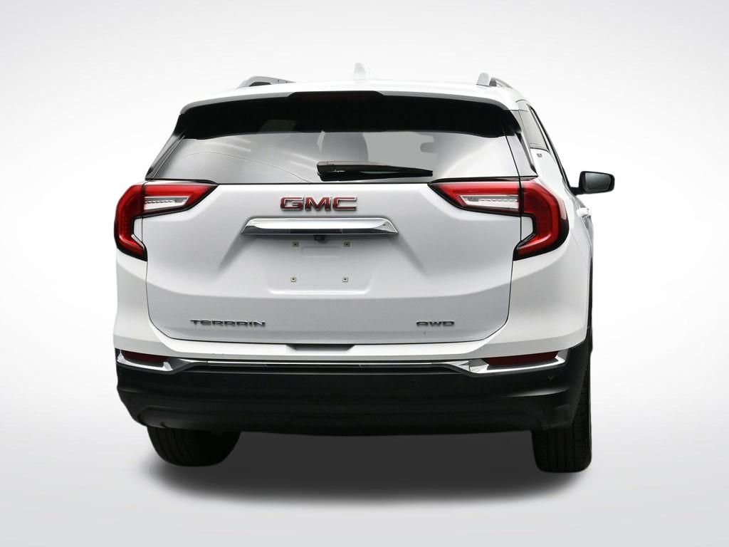 Certified 2022 GMC Terrain SLT image 4