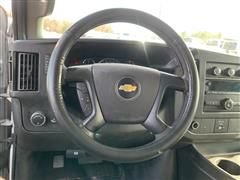 Used 2016 Chevrolet Express 3500 RWD image 20