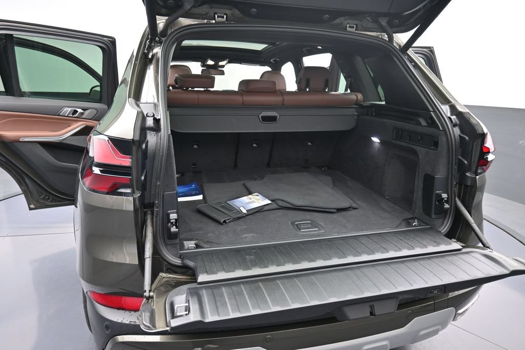 Used 2026 BMW X5 xDrive40i AWD/4WD image 18