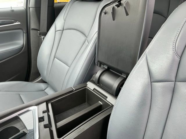 Used 2024 Buick Enclave Essence w/ Experience Buick Package image 33