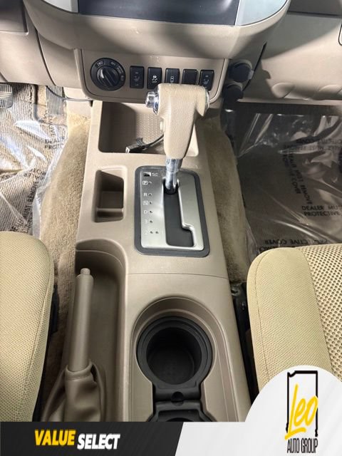 Used 2016 Nissan Frontier SV w/ SV Value Truck Package AWD/4WD image 16