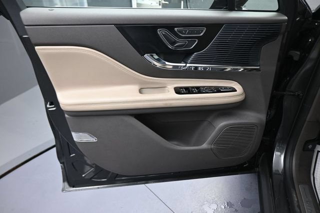 Used 2020 Lincoln Corsair FWD w/ Convenience Package image 20
