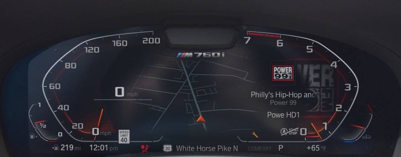 Used 2022 BMW M760i xDrive w/ Luxury Rear Seating Package image 27