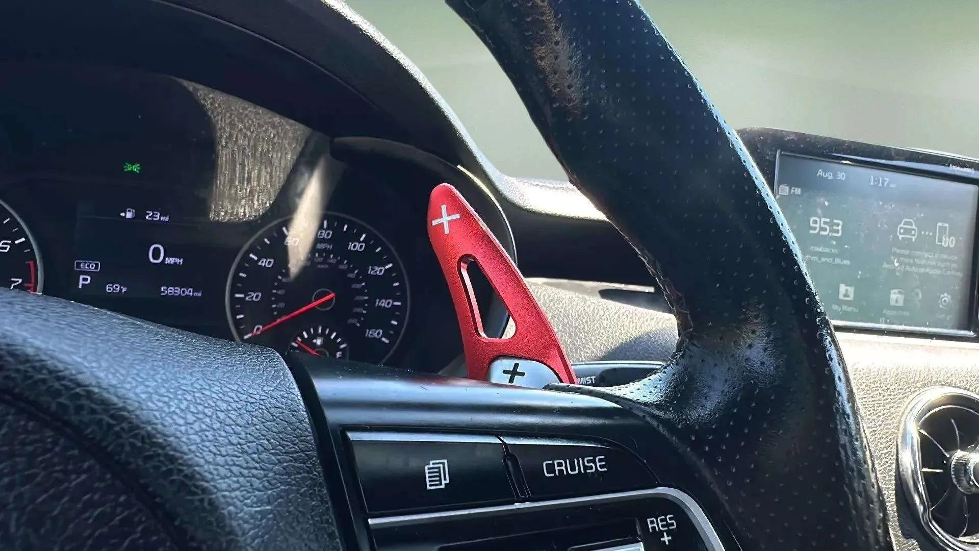 Used 2020 Kia Stinger GT-Line image 35