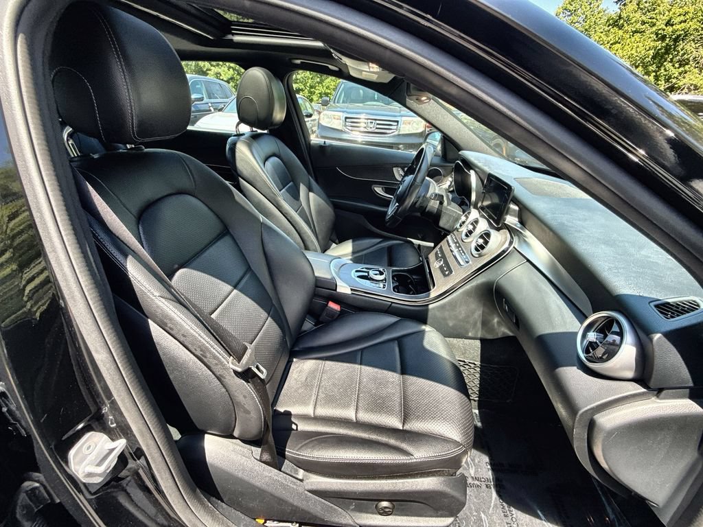 Used 2019 Mercedes-Benz C 300 4MATIC Sedan w/ Premium Package image 26