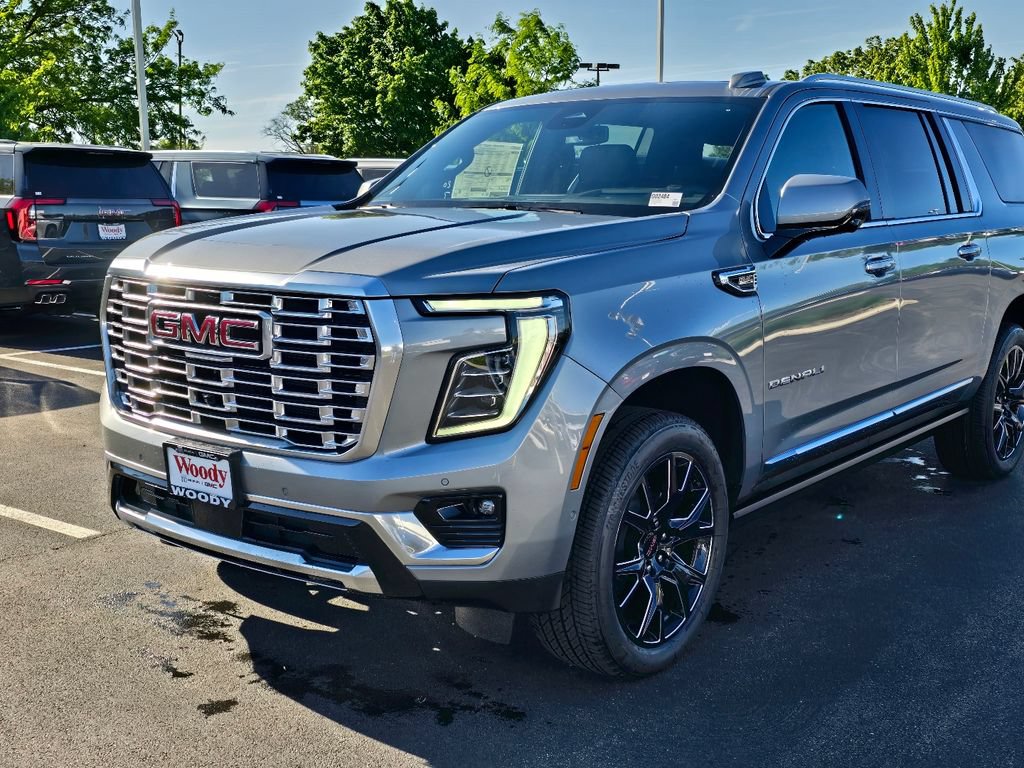 New 2026 GMC Yukon XL Denali w/ Sun & Power Step Package AWD/4WD image 11