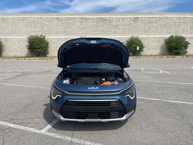 Used 2024 Kia Niro EX FWD image 18