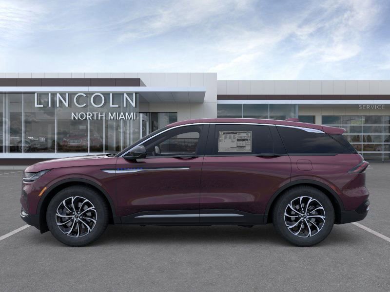 New 2025 Lincoln Nautilus Premier AWD/4WD image 3