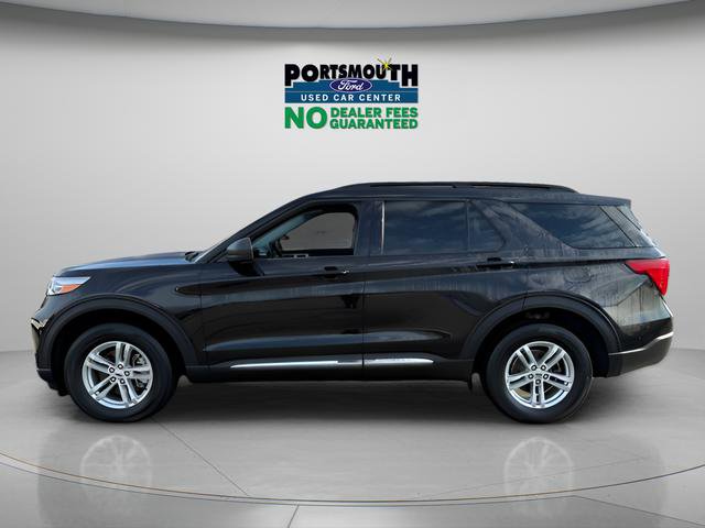 Used 2022 Ford Explorer XLT w/ Equipment Group 202A AWD/4WD image 2