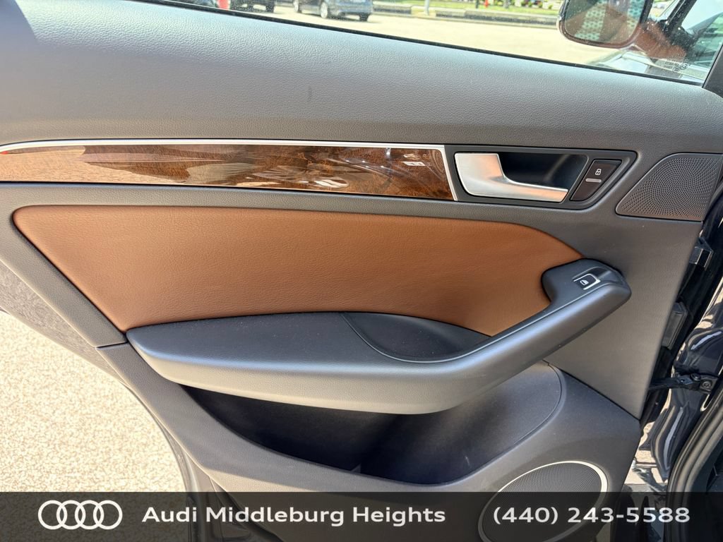 Used 2016 Audi Q5 2.0T Premium Plus w/ Technology Package AWD/4WD image 31