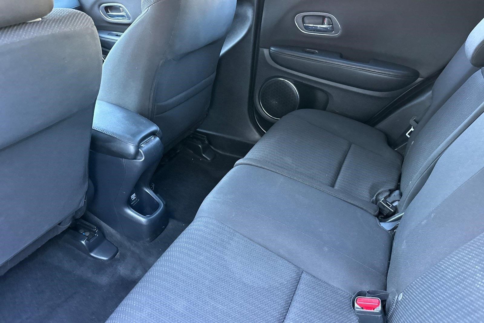 Used 2016 Honda HR-V EX image 26