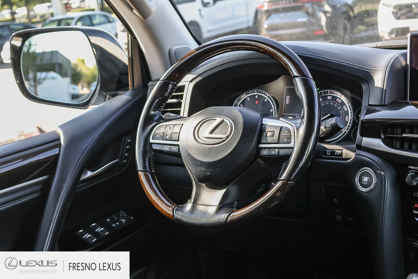 Used 2018 Lexus LX 570 4WD image 18