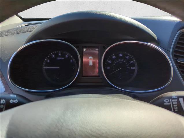 Used 2017 Hyundai Santa Fe Limited image 9