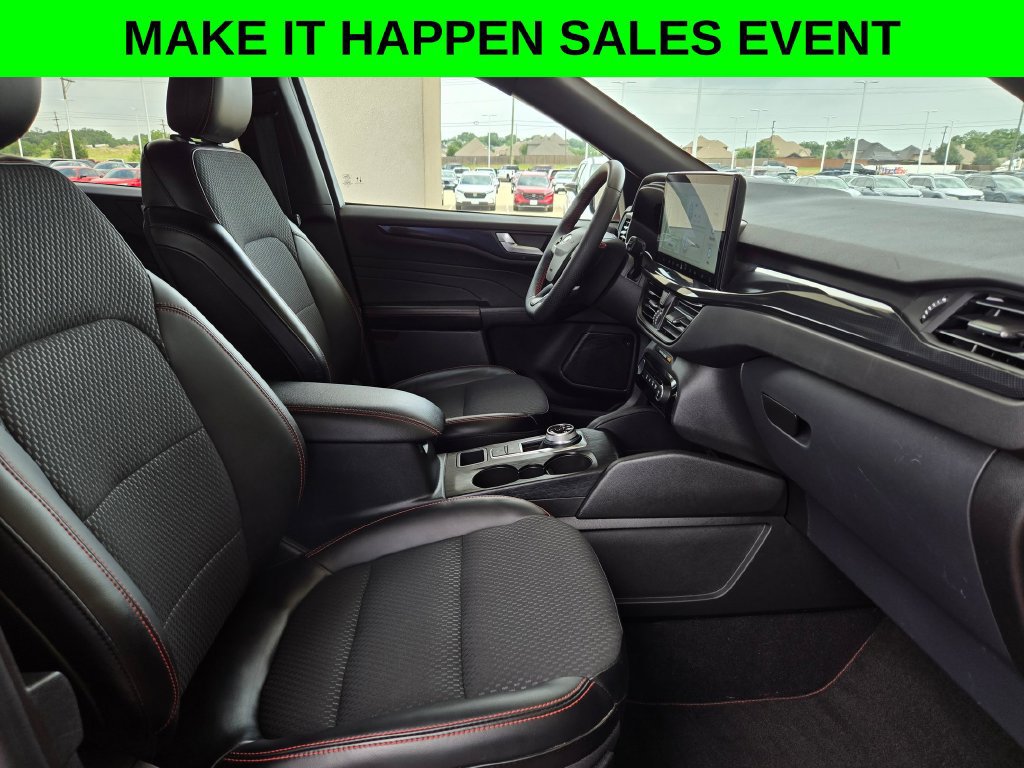 Used 2023 Ford Escape ST-Line w/ Tech Pack #1 AWD/4WD image 25