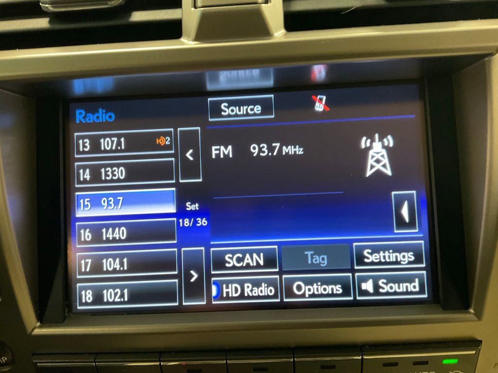 Used 2015 Lexus GX 460 w/ Premium Package image 28