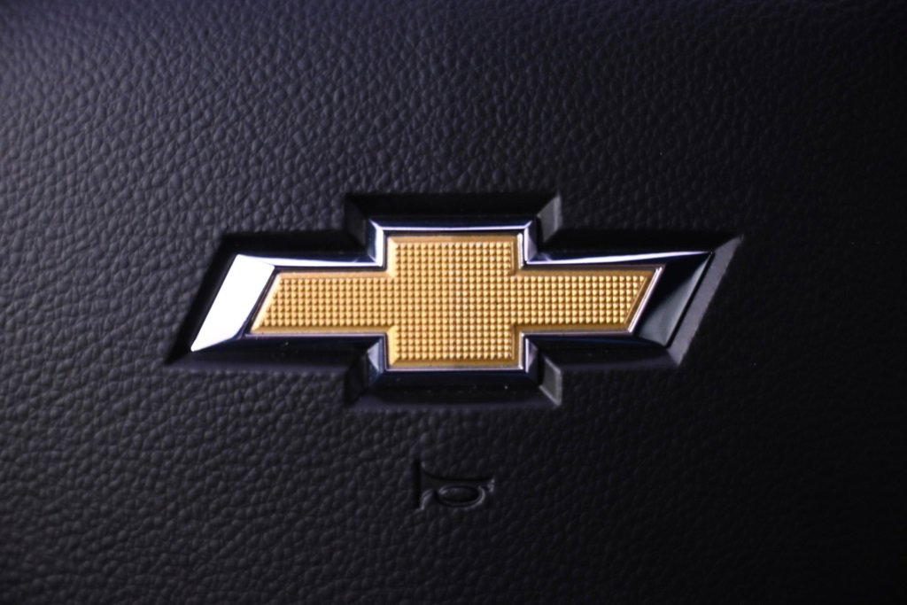 Used 2023 Chevrolet Suburban High Country image 36