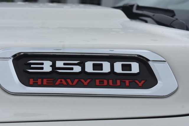 Used 2024 RAM 3500 Laramie AWD/4WD image 12