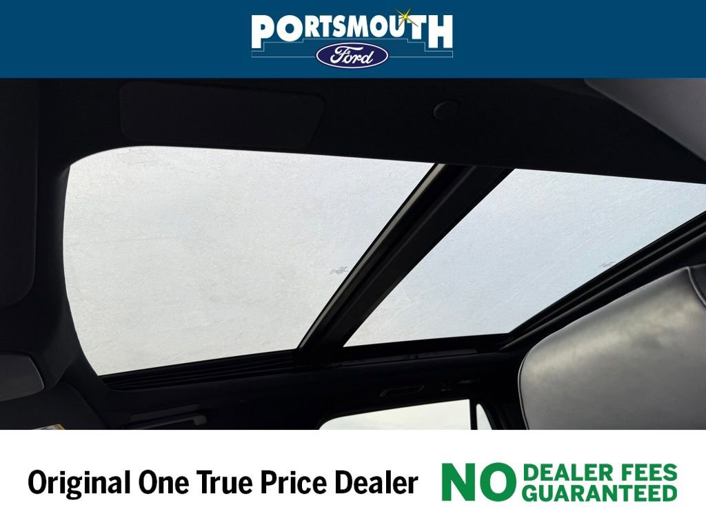 New 2025 Ford Expedition Max Platinum w/ Stealth Performance Package image 8