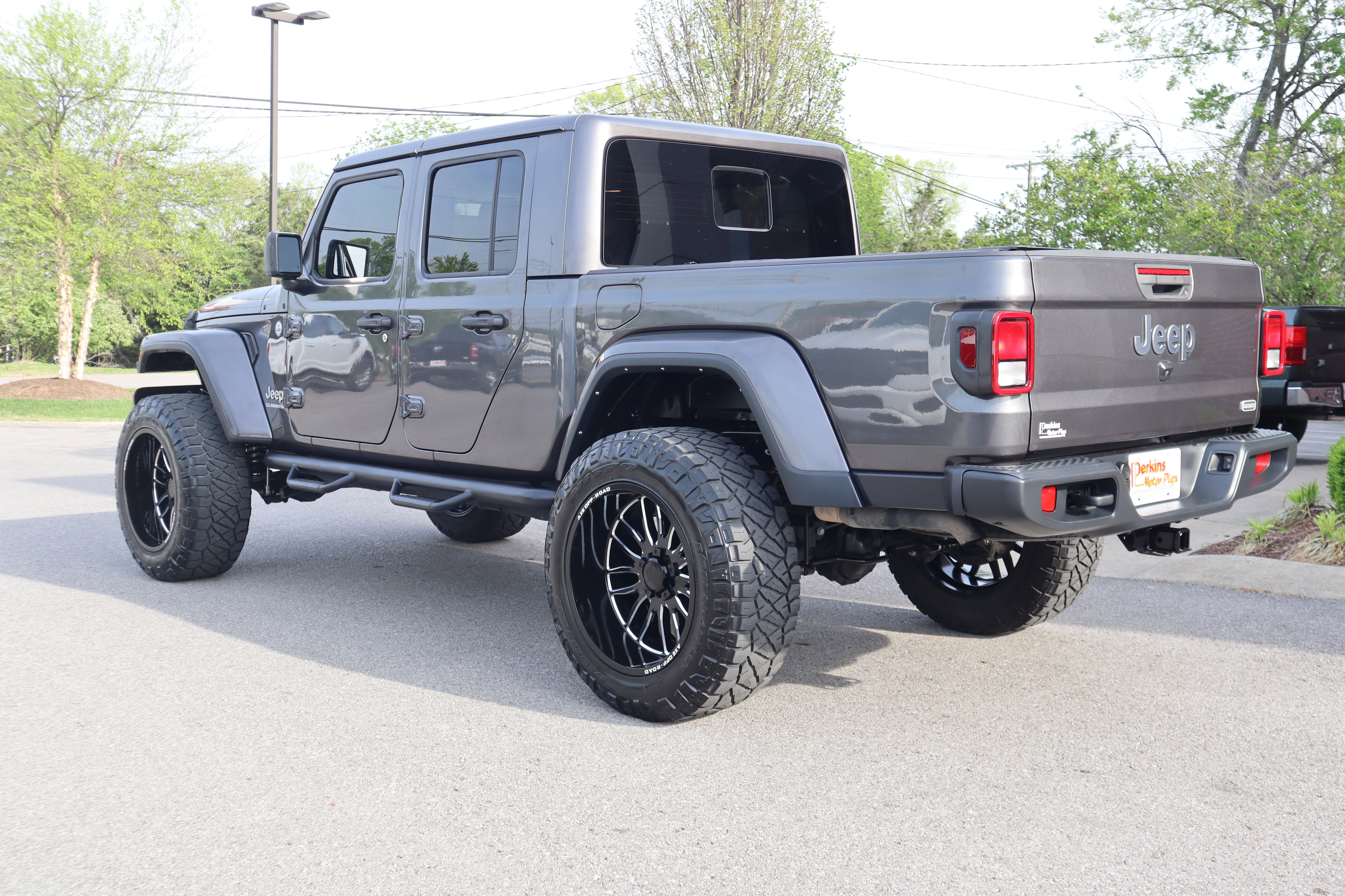 Used 2021 Jeep Gladiator Overland w/ Trailer Tow Package image 10