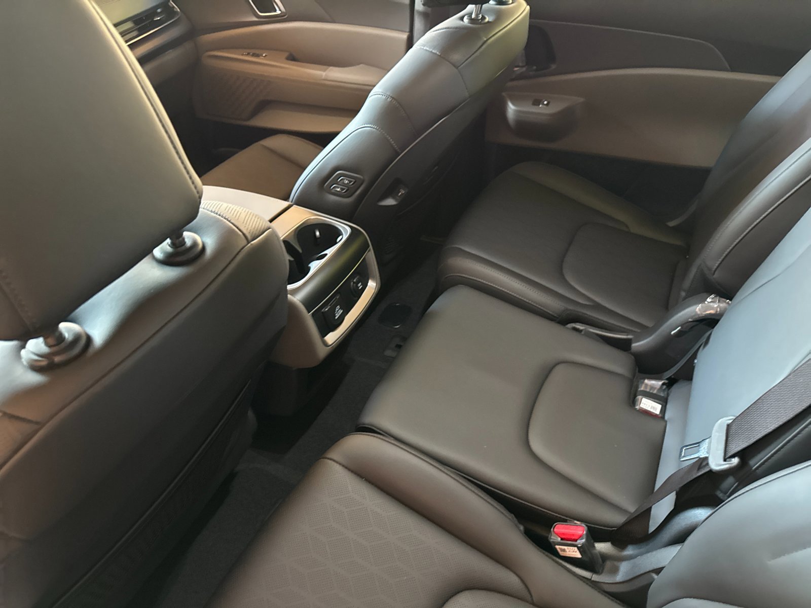 New 2026 Kia Carnival SX image 12