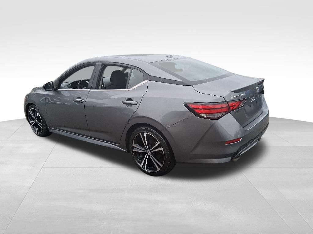 Used 2022 Nissan Sentra SR FWD image 3