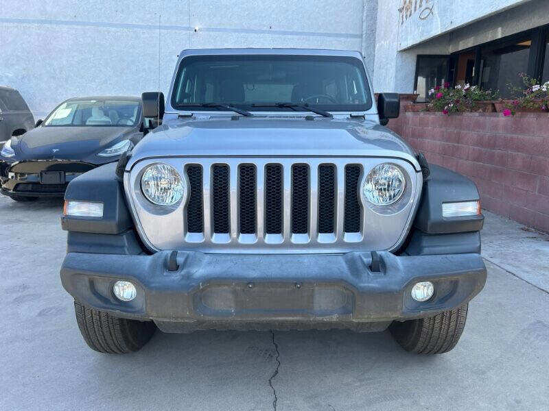 Used 2019 Jeep Wrangler Unlimited Sport S AWD/4WD image 2