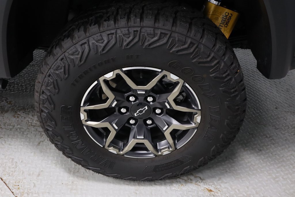 Used 2026 Chevrolet Colorado ZR2 w/ Technology Package image 20