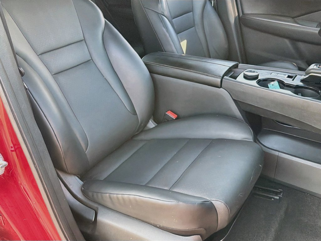 Used 2023 Nissan Rogue SV w/ SV Premium Package AWD/4WD image 17