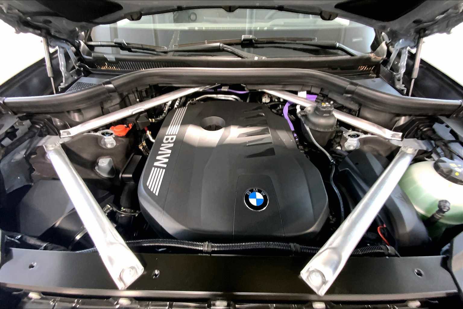 New 2026 BMW X7 xDrive40i w/ M Sport Package image 16
