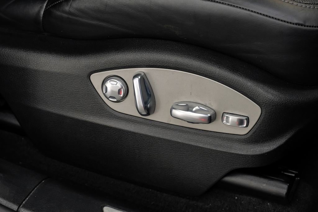 Used 2017 Porsche Macan S image 43