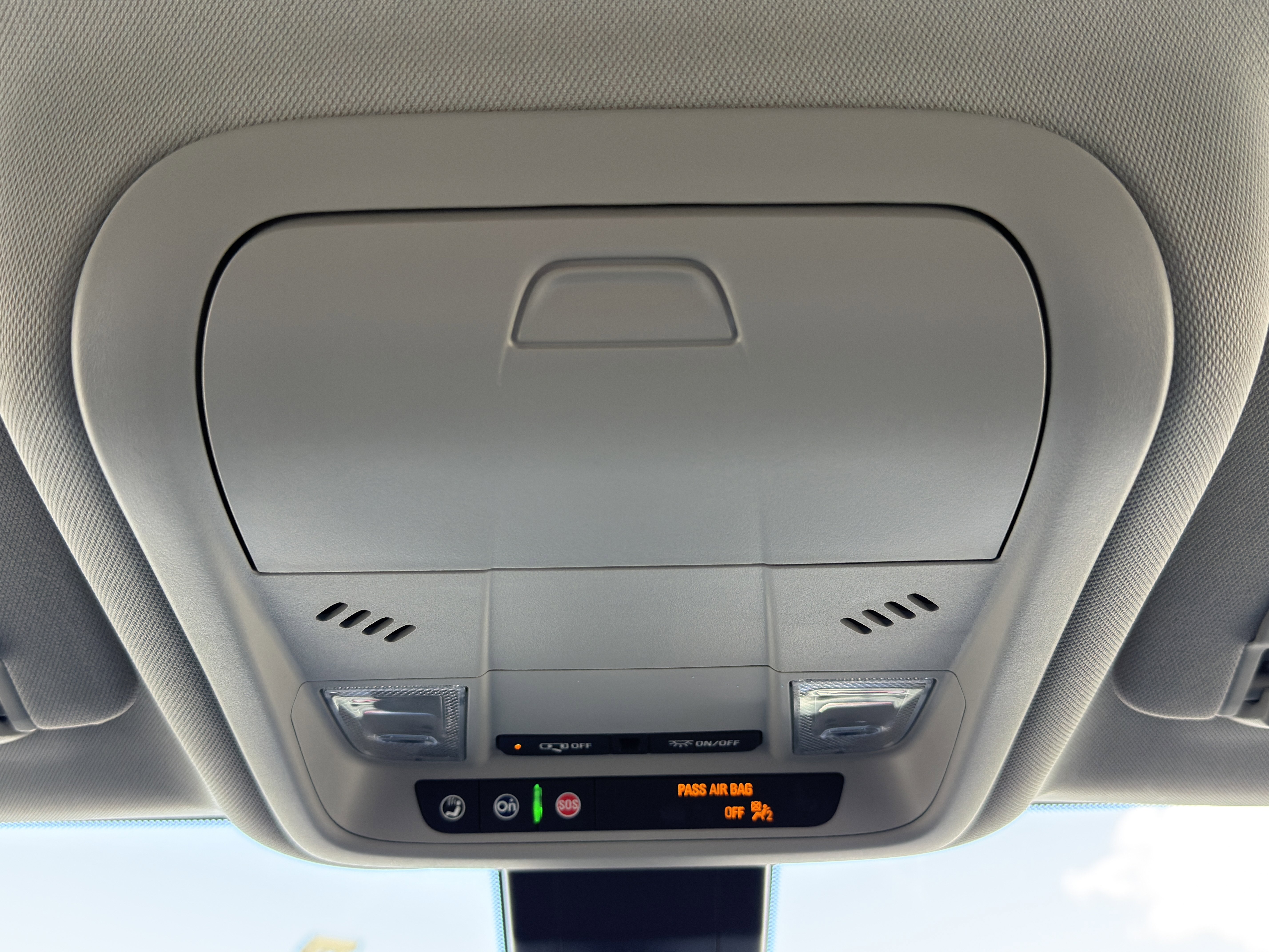 Used 2024 Chevrolet Equinox LT image 44