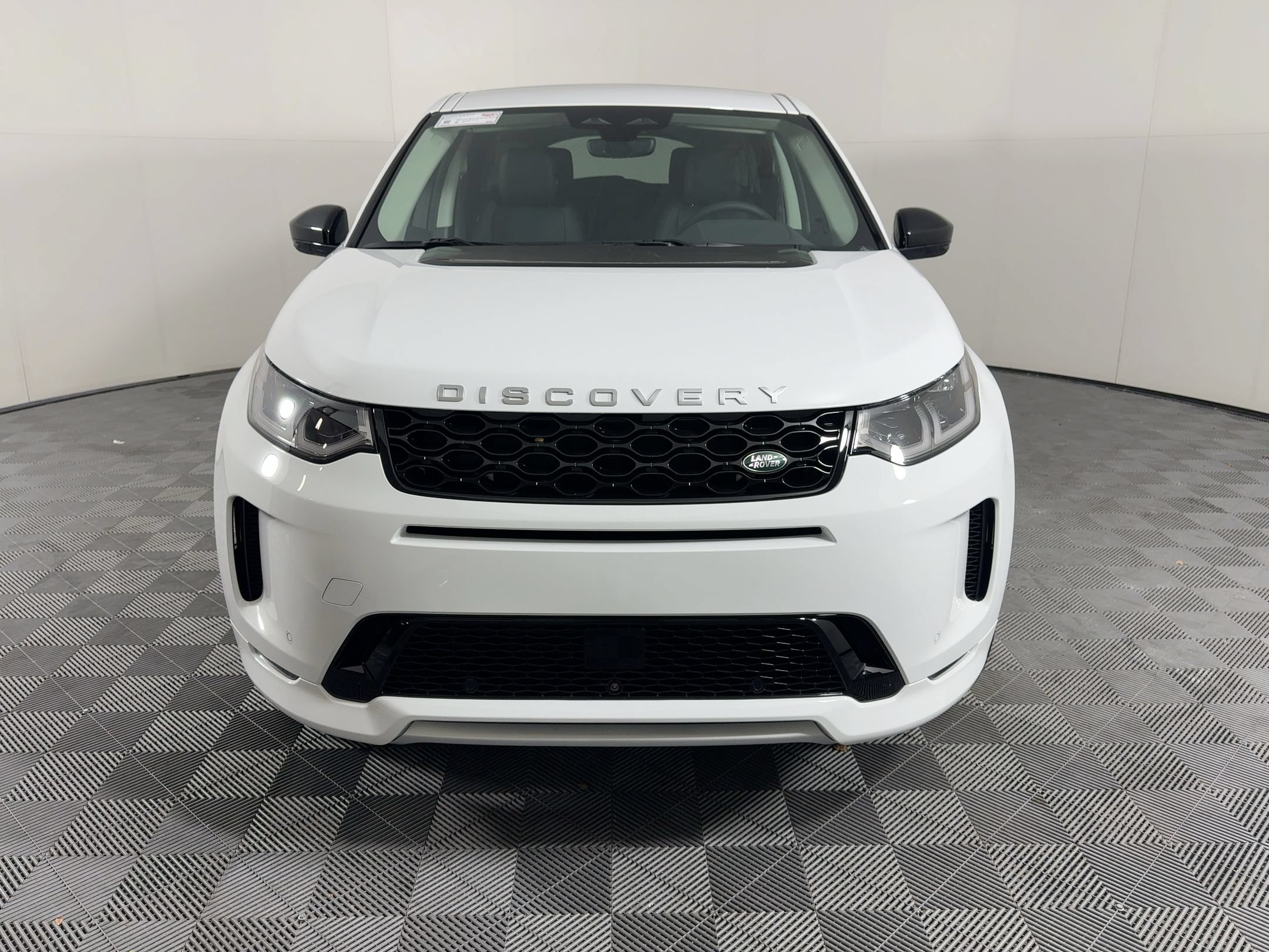 Used 2025 Land Rover Discovery Sport S AWD/4WD image 6