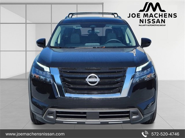 New 2025 Nissan Pathfinder SV image 8
