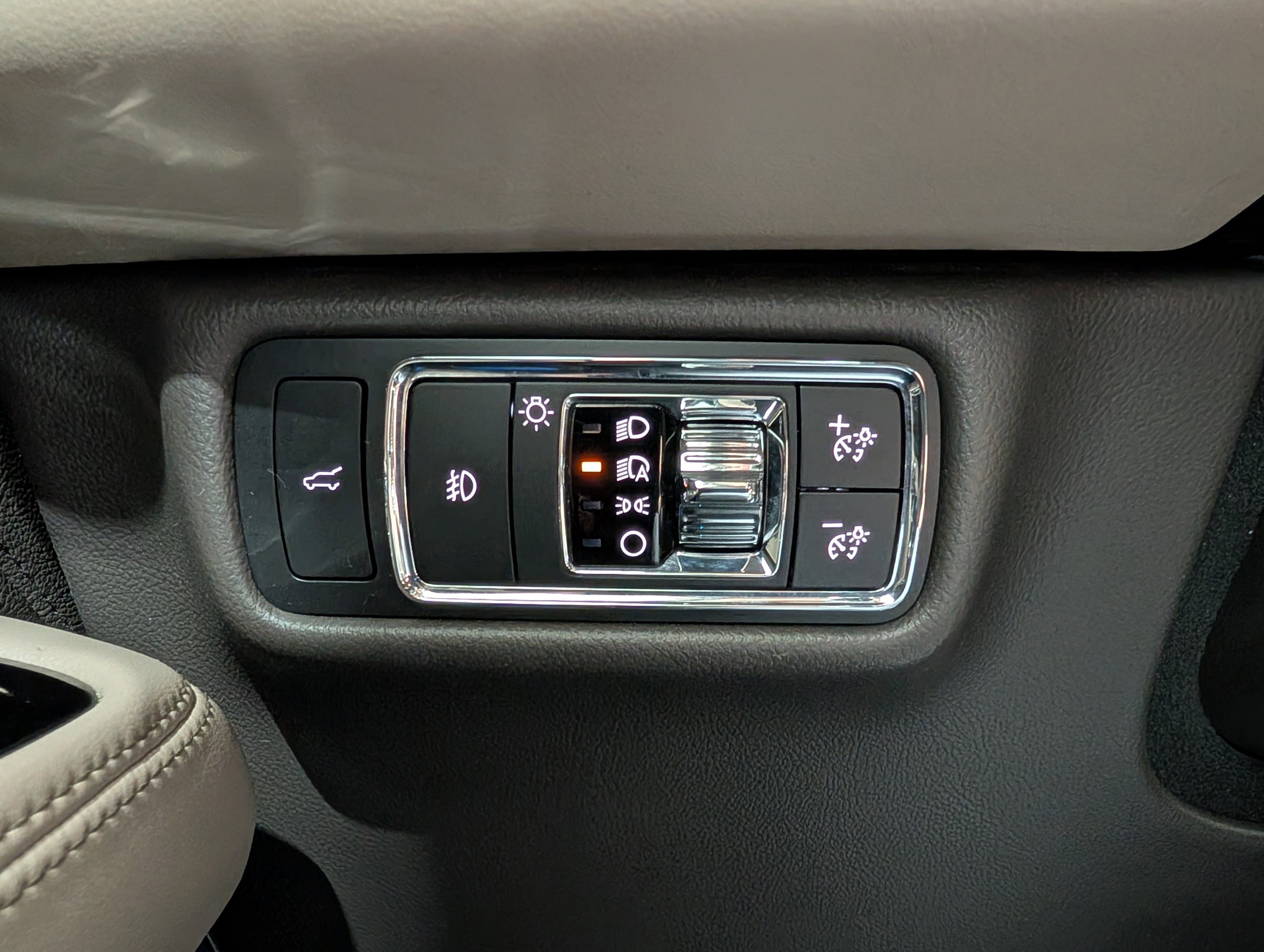 Used 2021 Lincoln Aviator Reserve w/ Elements Package Plus image 26