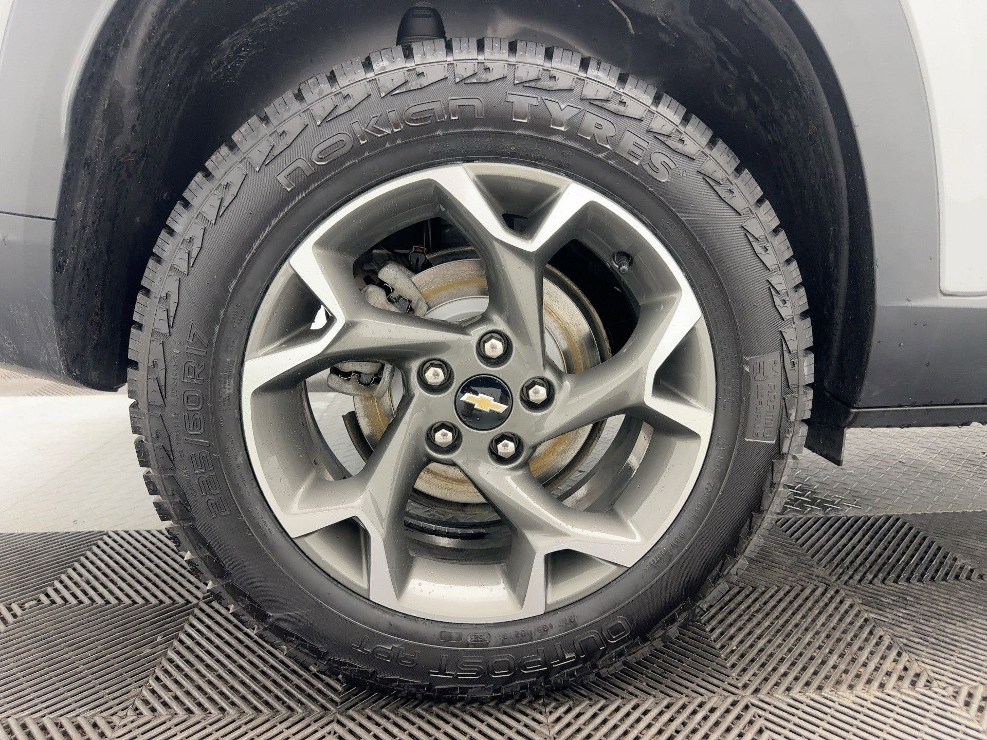 Certified 2024 Chevrolet Trax LT w/ Sunroof Package image 11