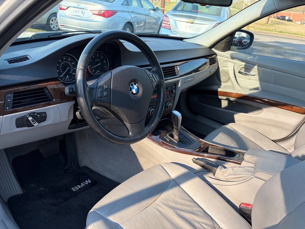 Used 2011 BMW 328i Sedan image 29