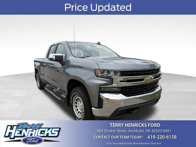 Used 2019 Chevrolet Silverado 1500 LT w/ Convenience Package AWD/4WD image 1