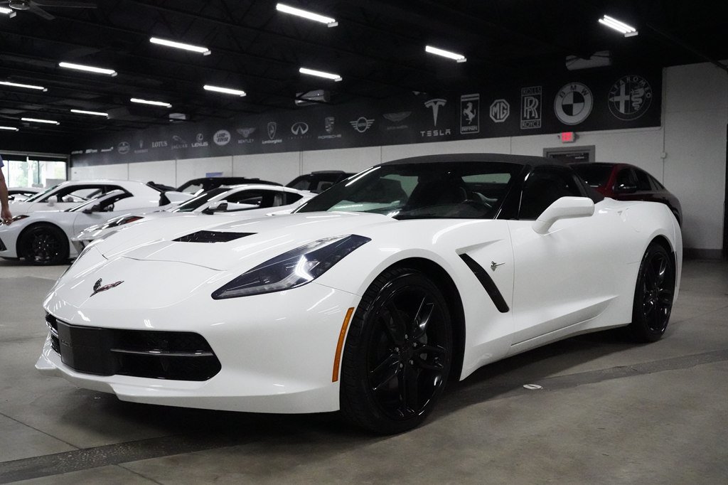 Used 2019 Chevrolet Corvette Stingray Convertible w/ 2LT Preferred Equipment Group RWD image 1