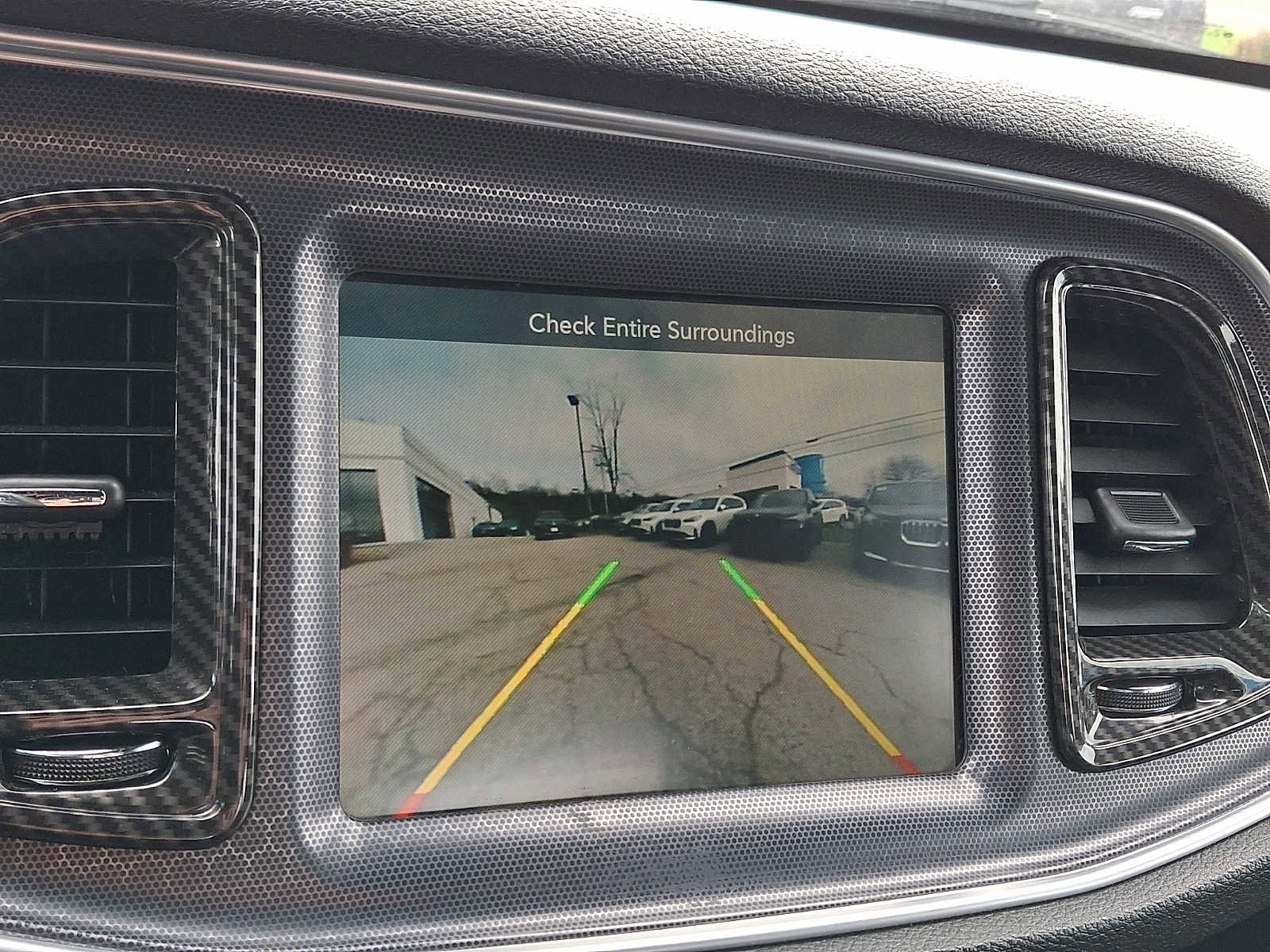 Used 2016 Dodge Challenger R/T Scat Pack w/ Leather Interior Group image 18