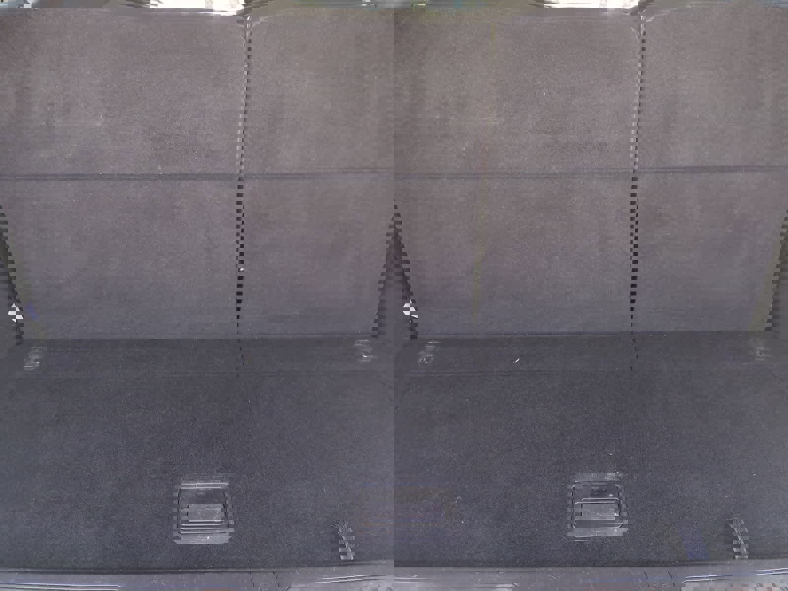 Used 2017 Nissan Armada Platinum image 35