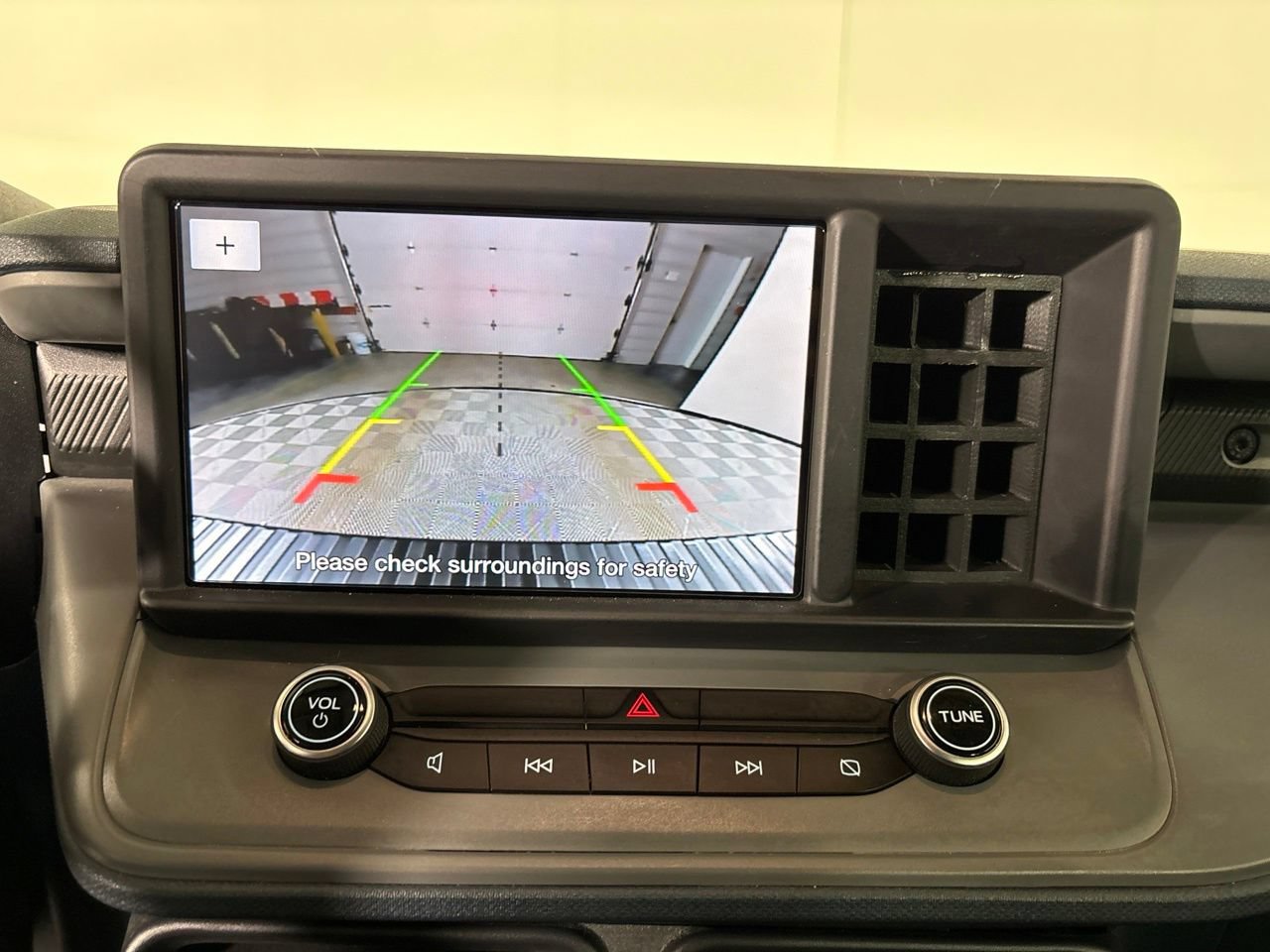 Used 2022 Ford Maverick XL FWD image 17