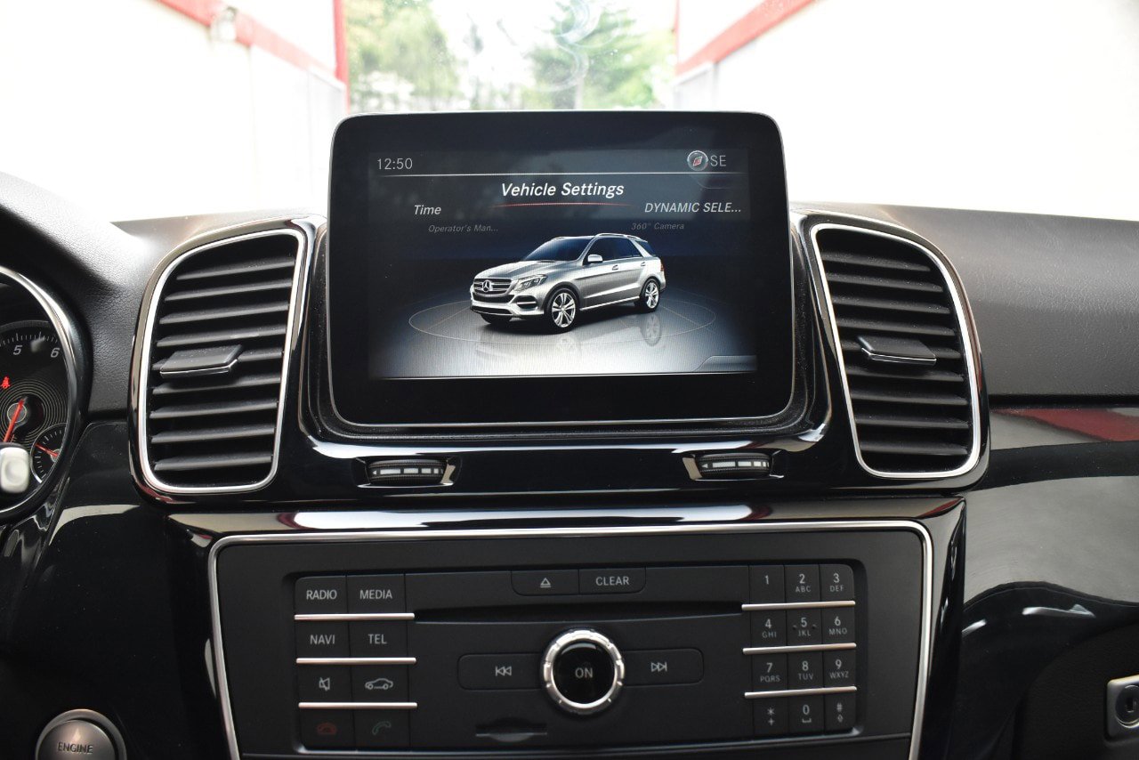 Used 2019 Mercedes-Benz GLE 400 4MATIC image 27