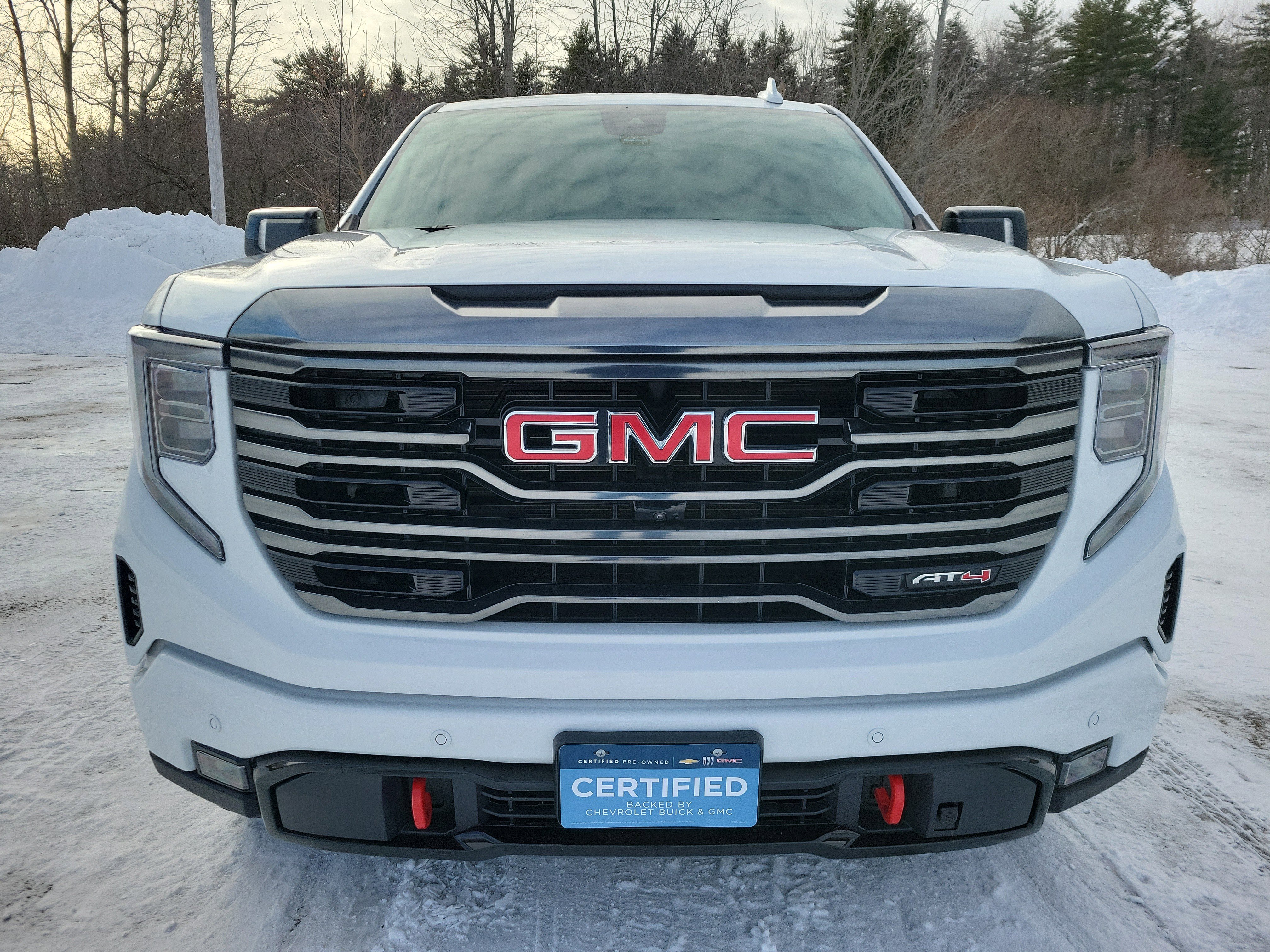 Used 2024 GMC Sierra 1500 AT4 w/ Technology Package image 2