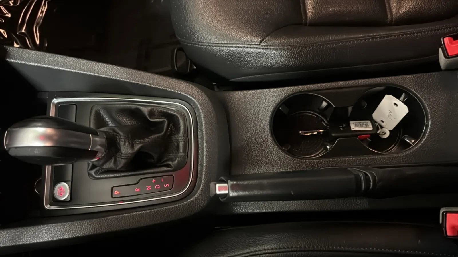 Used 2017 Volkswagen Jetta SE FWD image 12