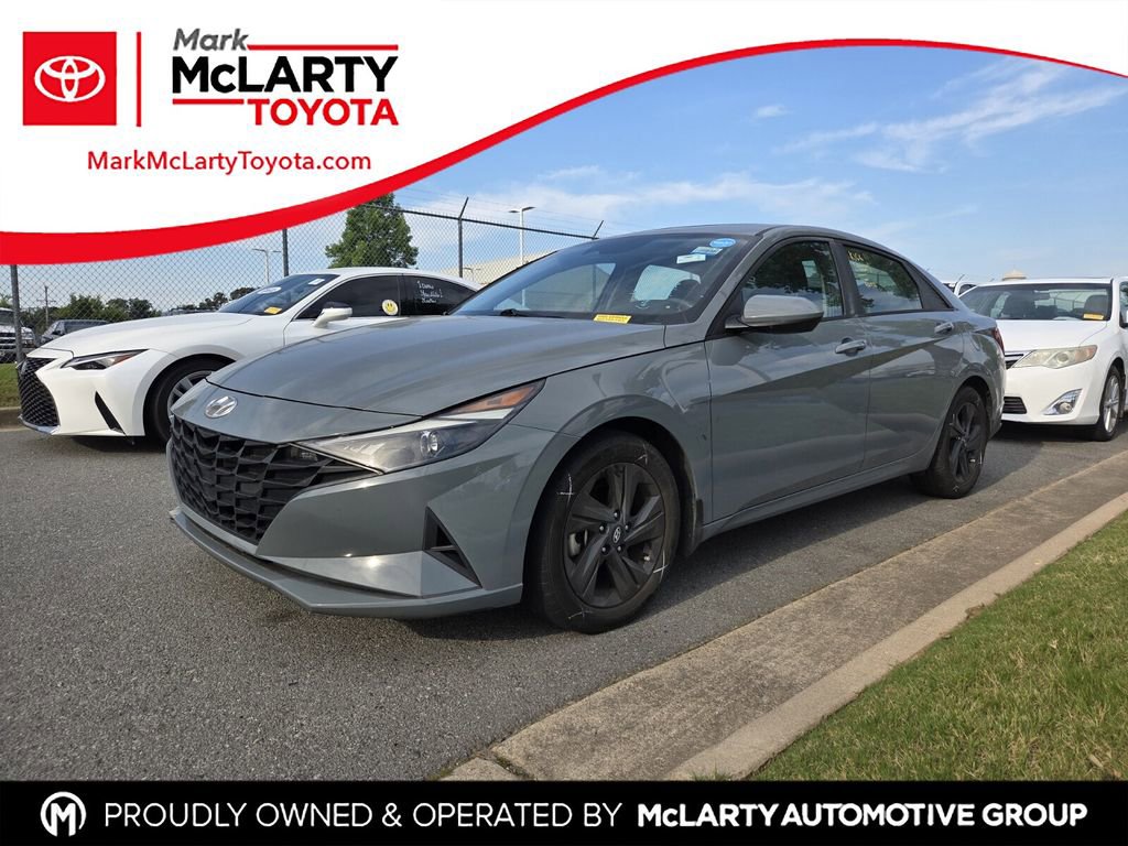 Used 2023 Hyundai Elantra SEL FWD image 1