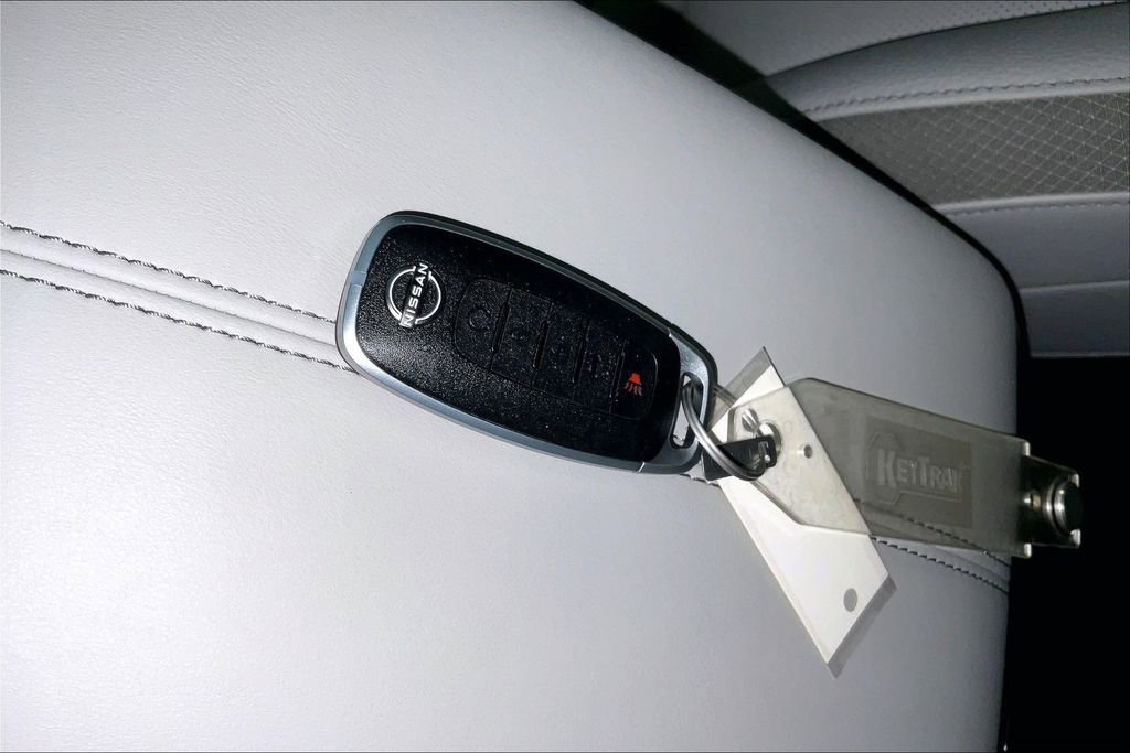 New 2026 Nissan Pathfinder SL image 33