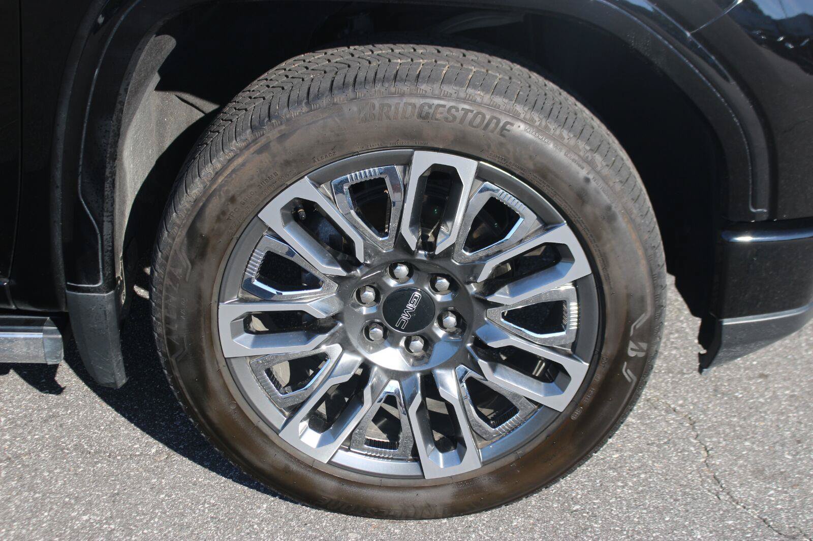 Used 2024 GMC Sierra 1500 Denali Ultimate AWD/4WD image 38